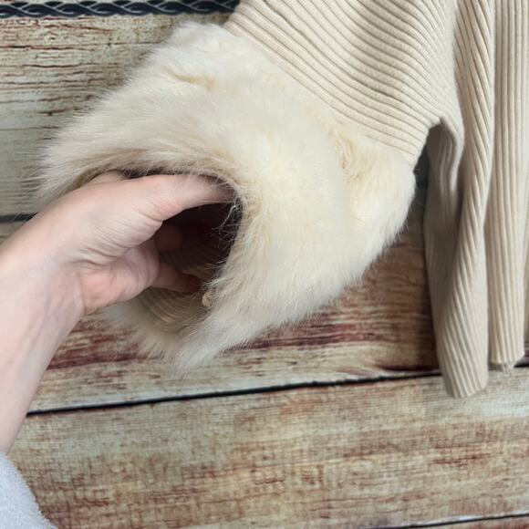 The Linen Duck Faux Fur Cuff Sweater Small Fits XL Ribbed Crewneck Boho Dolman - Picture 3 of 8